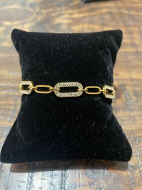Touchstone by Swarovski Fascinate Bracelet